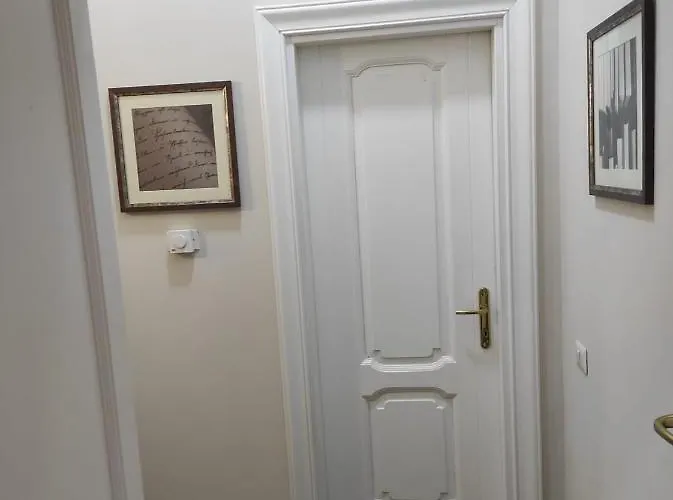 Konukevi Interno 12 -